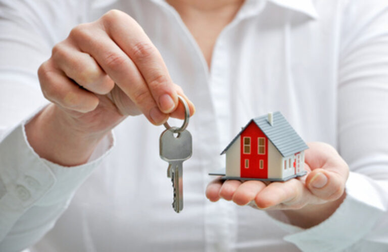 Read more about the article Things to Keep in Mind While Buying a House